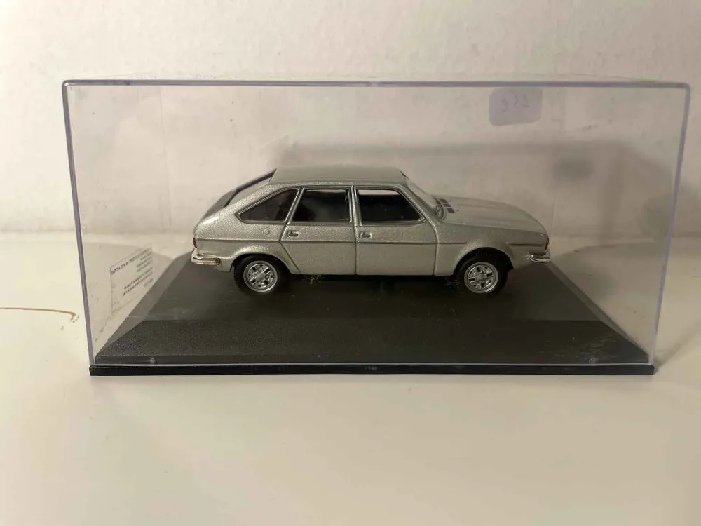 Renault 30 TS grigia del 1975