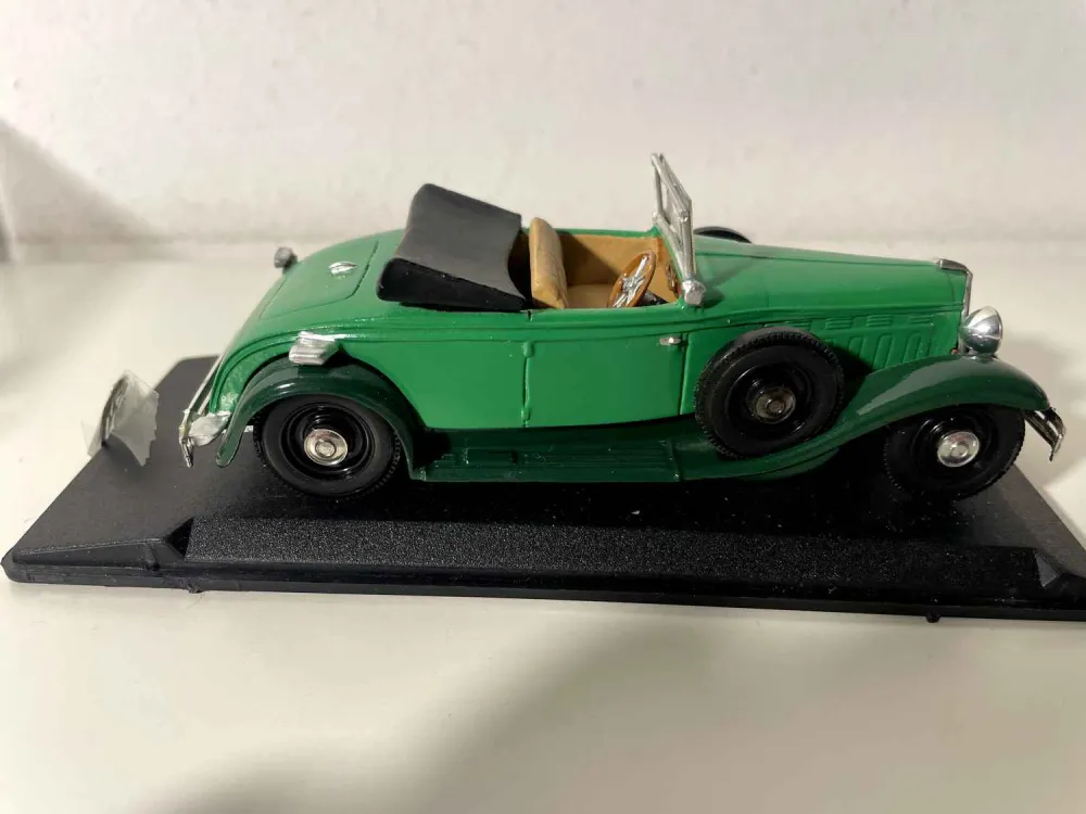Renault Reinastella verde del 1929