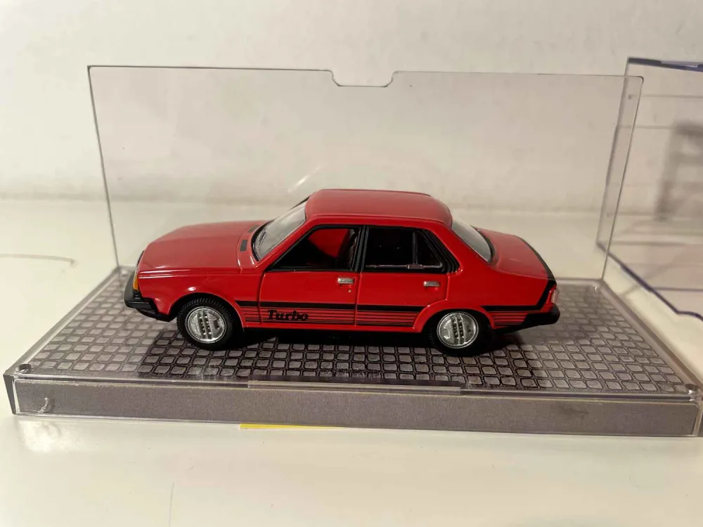 Renault 18 turbo rossa (Norev)