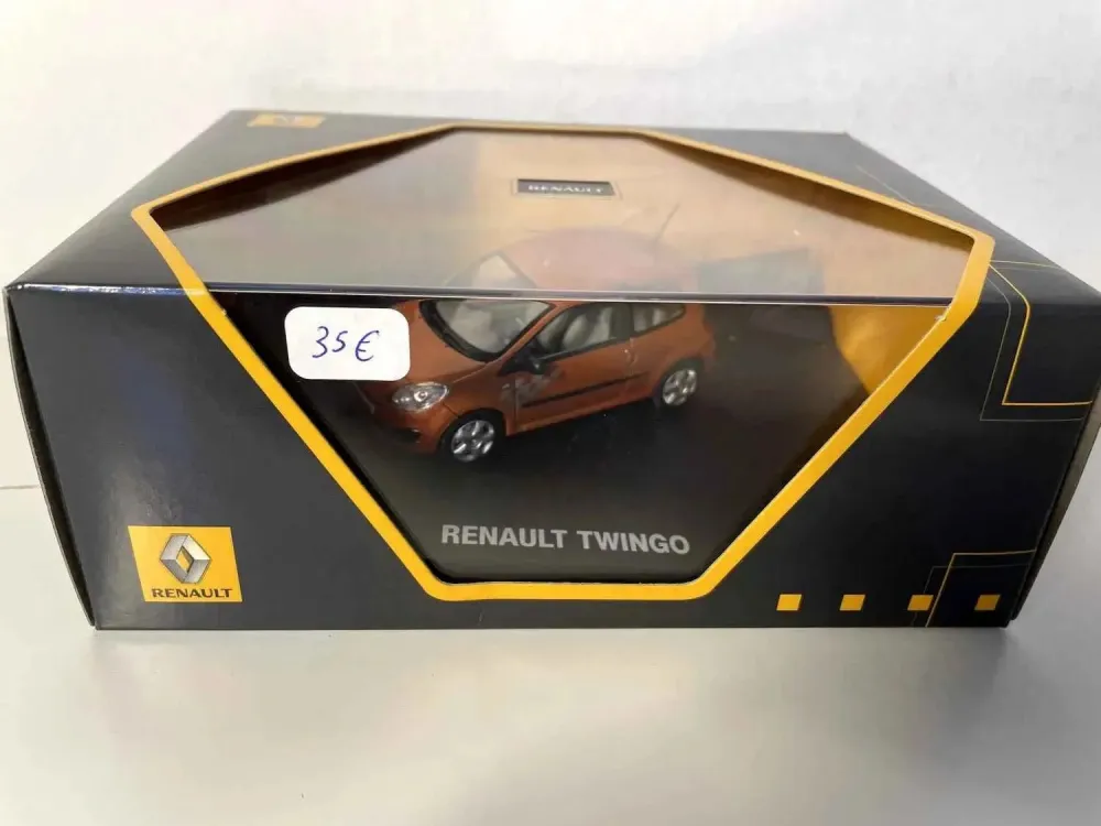 Renault Twingo marrone ( scatola - scatola rettangolare)