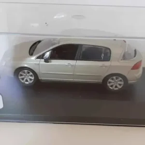 Renault Velsatis grigio-verde del 2001