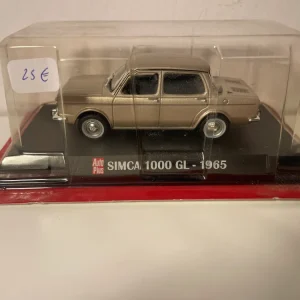 SIMCA 1000 GL marrone chiaro del 1965 (Auto Plus)