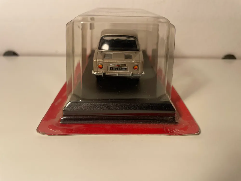 SIMCA 1000 GL marrone chiaro del 1965 (Auto Plus)