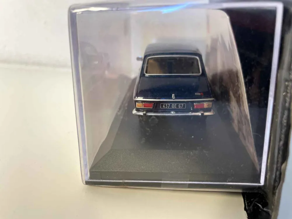 Simca 1100 LS blu scuro del 1968