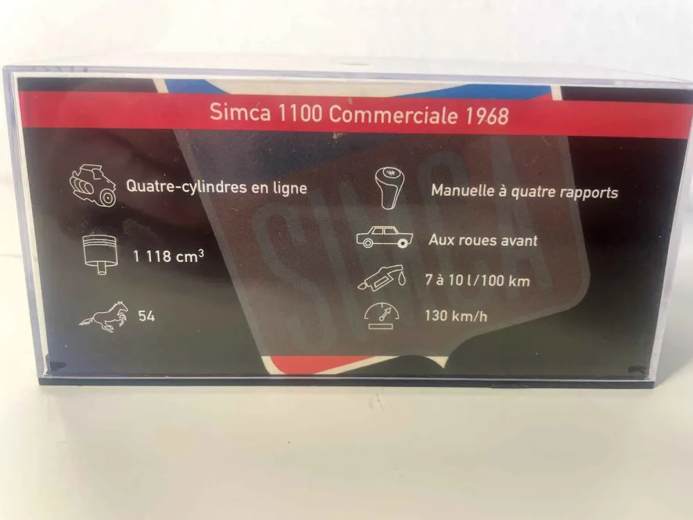 Simca 1100 commerciale bianco sporco / crema del 1968