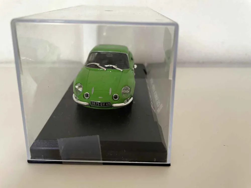 SIMCA CG 1300 verde del 1974 (Auto Plus)
