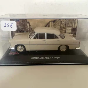 SIMCA Ariane 4 beige del 1959