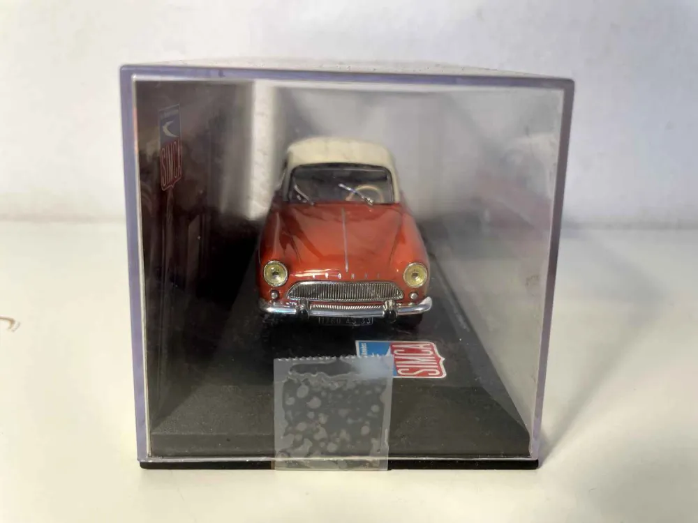 SIMCA Aronde P60 Elysée rossa - tetto arancione e beige del 1960