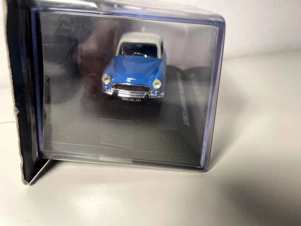 Simca Aronde P60 Monaco del 1962 blu con tetto color crema