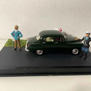 Simca Aronde verde - La Nationale 7 - Il percorso blu