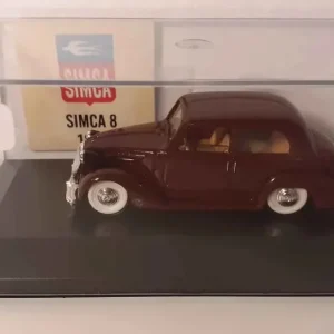 Simca 8 bordeaux scuro / marrone del 1950