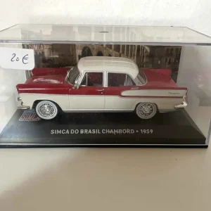 SIMCA Do Brasil Chambord beige e rosso del 1959