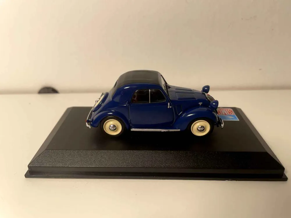 SIMCA 5 decappottabile blu del 1937