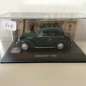 SIMCA otto verde del 1950 (Simca 8)