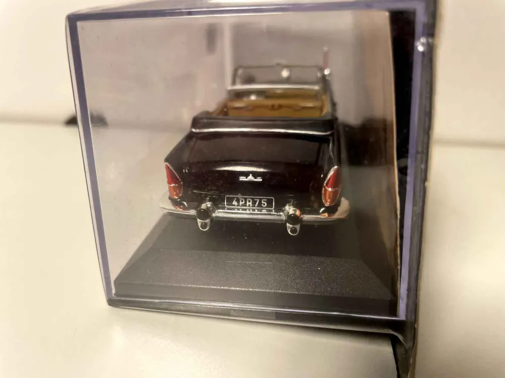 SIMCA presidenziale nera del 1959