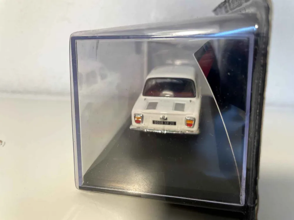 Simca Sim'4 bianca del 1969