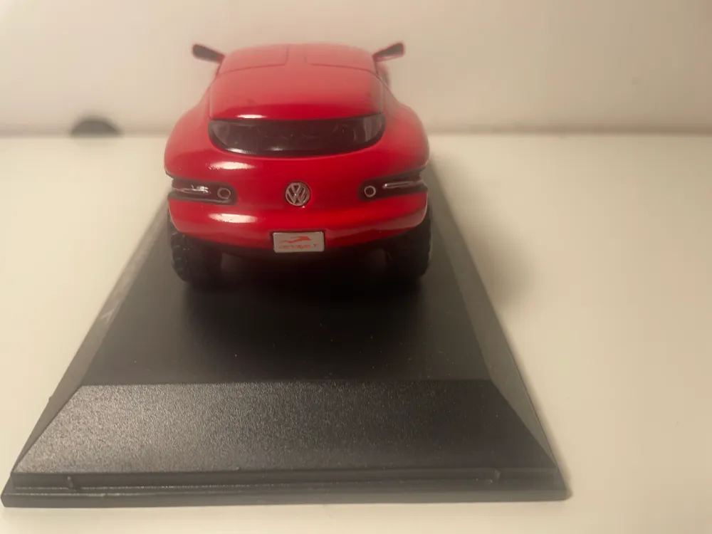 Volkswagen Concept T Rossa