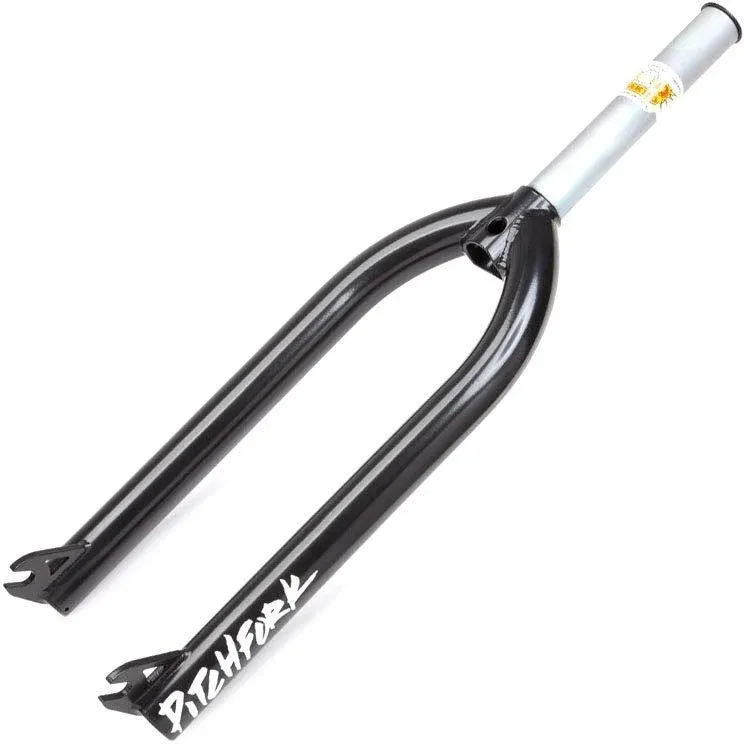 S&M 24" Pitchfork