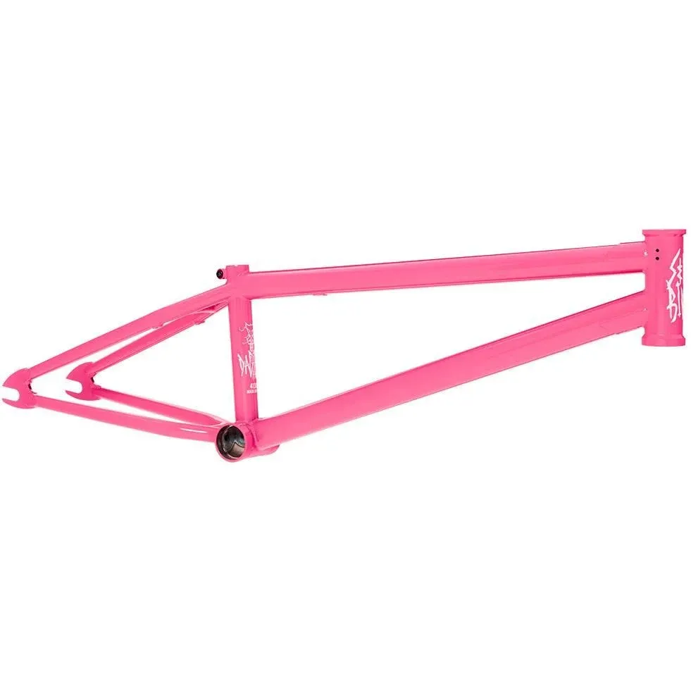 S&M Dagger Frame 19
