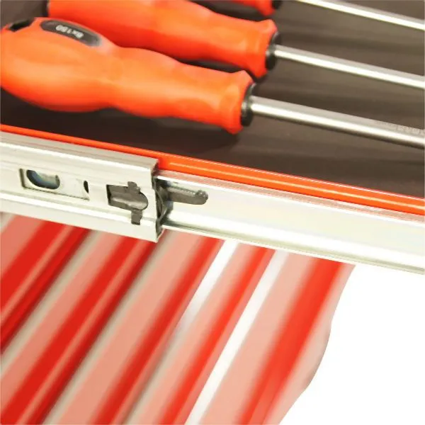 Carrello portautensili Metra largo 7 cassetti S47 rosso 10246 - Conforme alle Normative