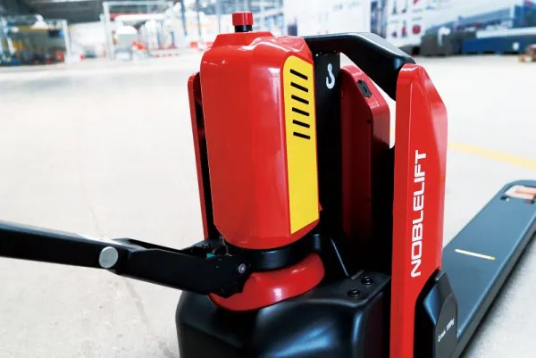 Transpallet elettrico Noblelift PT E15N 201037