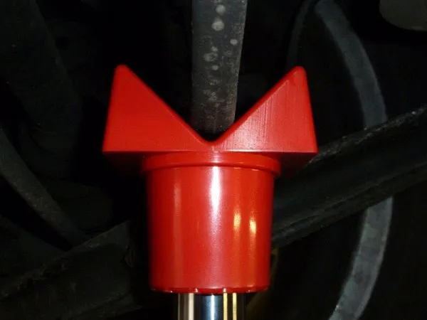 Bussola di montaggio clip PRISMA per cric montaggio 30mm/capacità di carico 500kg/rosso 100696 Busching