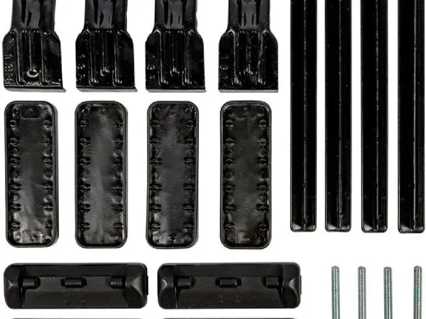 Set di fissaggio per portapacing del tetto Menabo Deltakit04G
