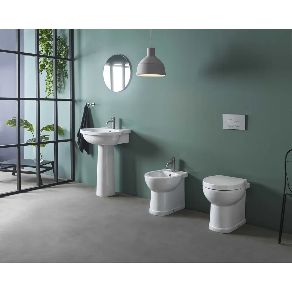 Serie "Short" Sedile Termoindurente Chiusura Normale
