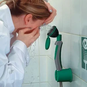 Doccia di Sicurezza Doccetta oculare DENIOS con 1 soffione inclinato 45° montaggio parete/tavolo 201-239