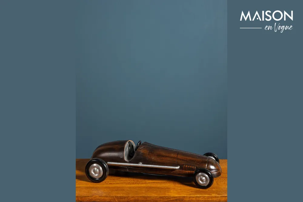 Figurina di auto pelle marrone Pelle Chehoma - 61cm con Ventosa Forte