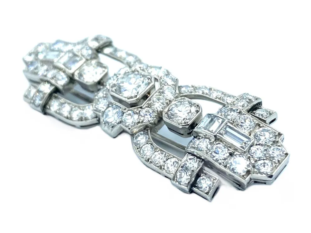 Spilla stile Art Déco platino e diamanti
