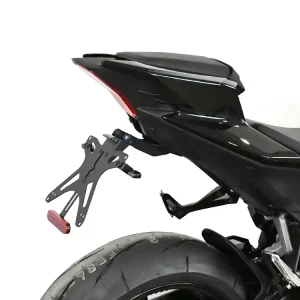 PORTATARGA REGOLABILE YAMAHA R9 2025