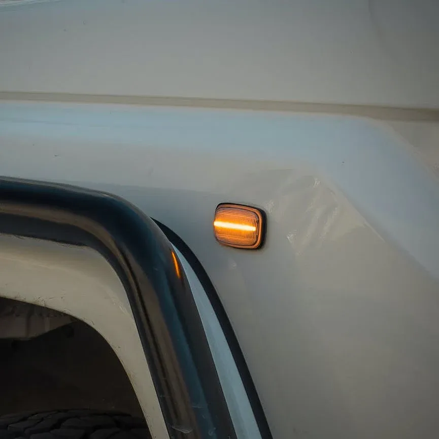 Ufficiale Licenziato STEDI Dynamic LED Side Marker to suit Toyota 70 & 100 Series Landcruiser