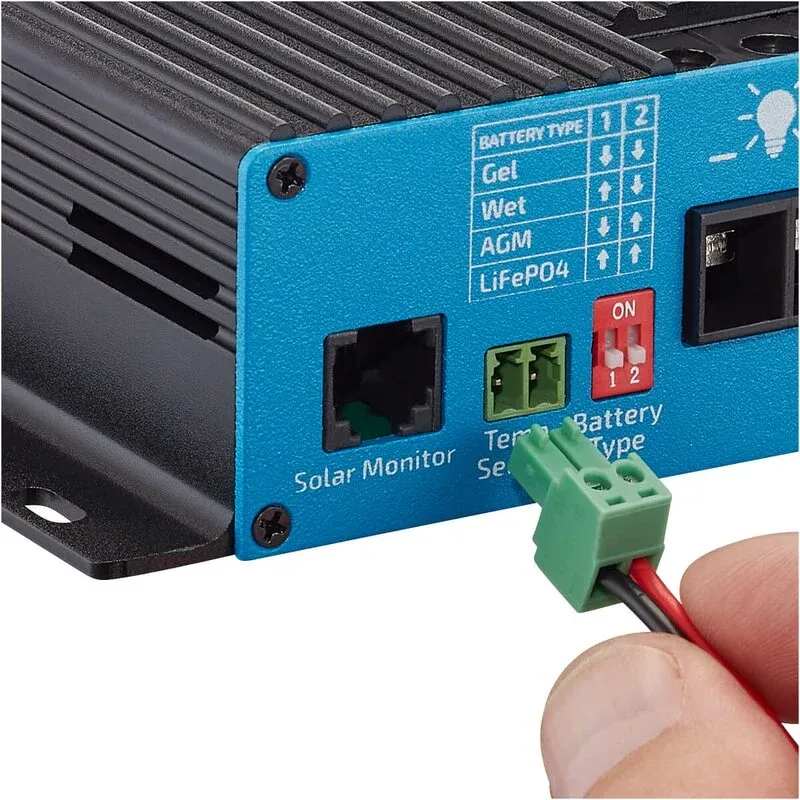 Regolatore di carica solare SC 20 MPPT