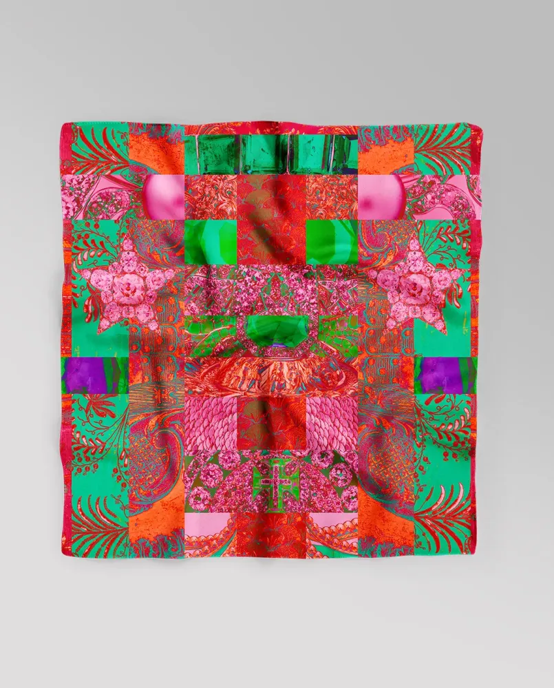 Patchwork Pink Scarf con 1000 Lumen