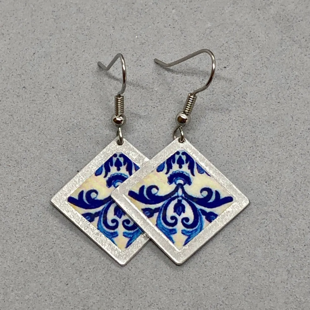 Tiles Earrings con 1000 Lumen 7
