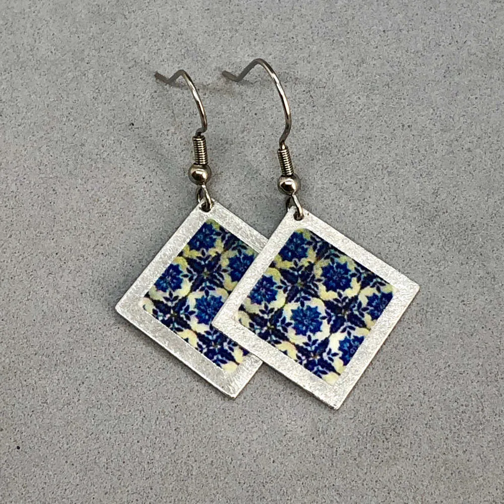 Tiles Earrings con 1000 Lumen 7