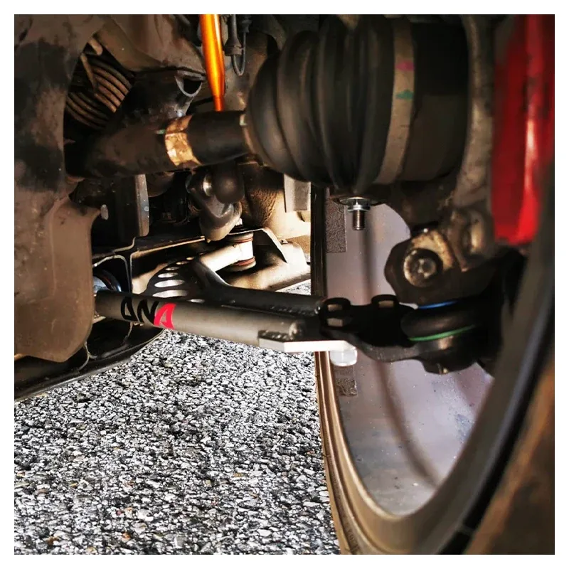 DNA Racing - Alfa Romeo Giulietta 940 (2010-) - Kit trapezi anteriori su uniball