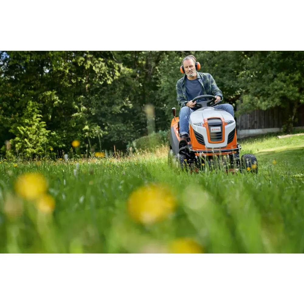 Trattorino tagliaerba Stihl RT 5097