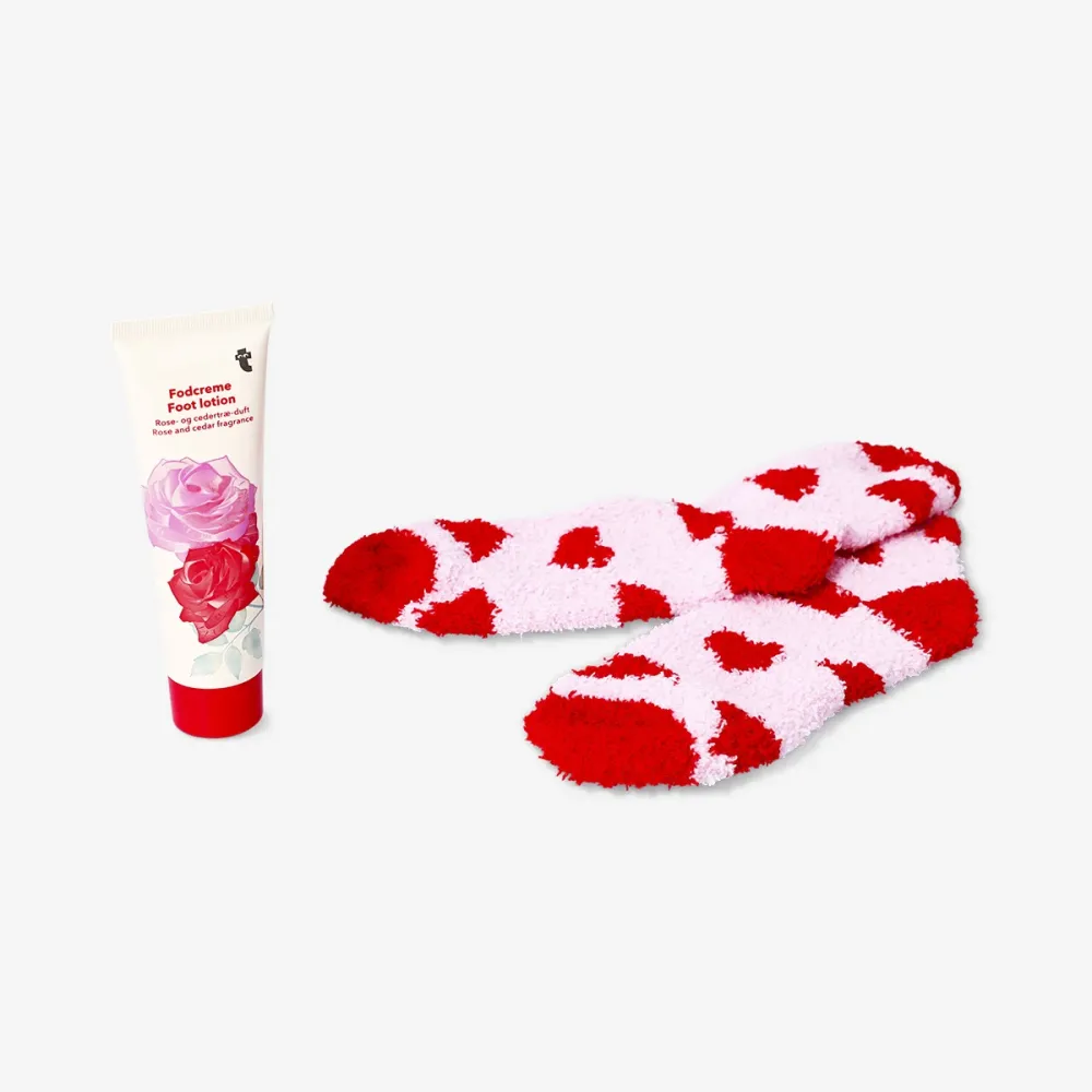 Set di calzini comodi e lozione per i piedi - Profumo di rosa e cedro