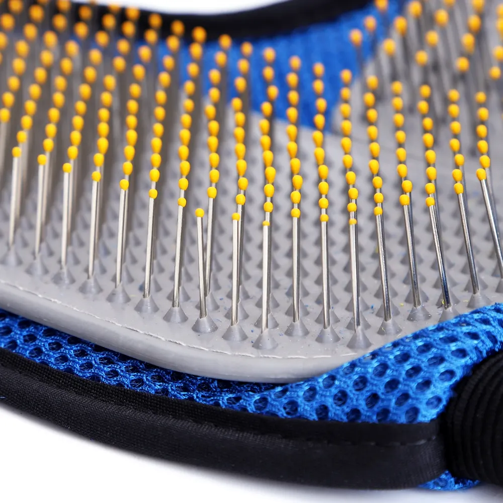GUANTONE RIMUOVIPELO C/DENTINI MET.