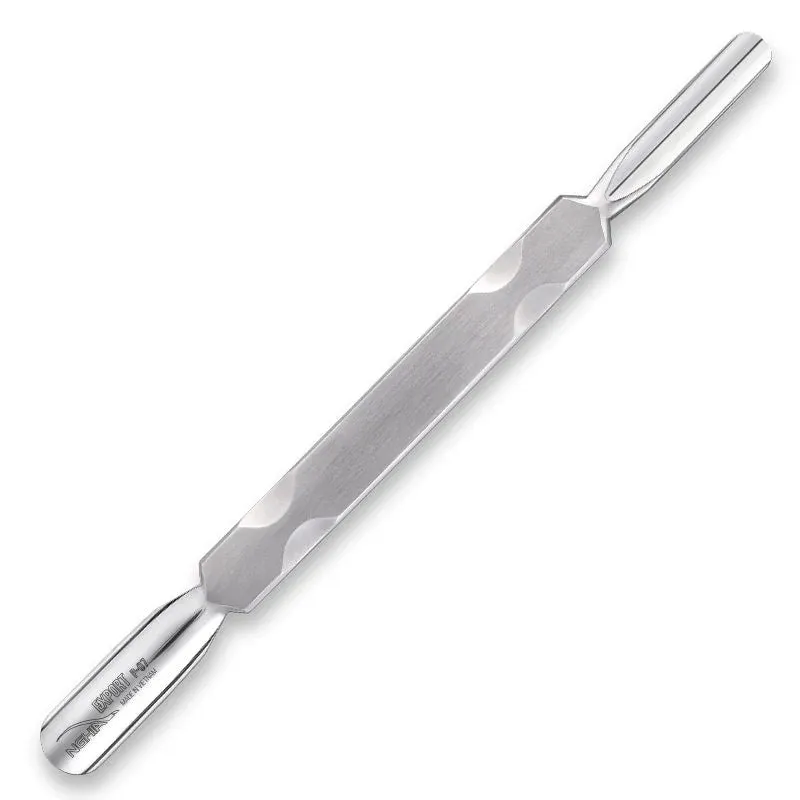 Nghia export p-07 zoccolo metallico