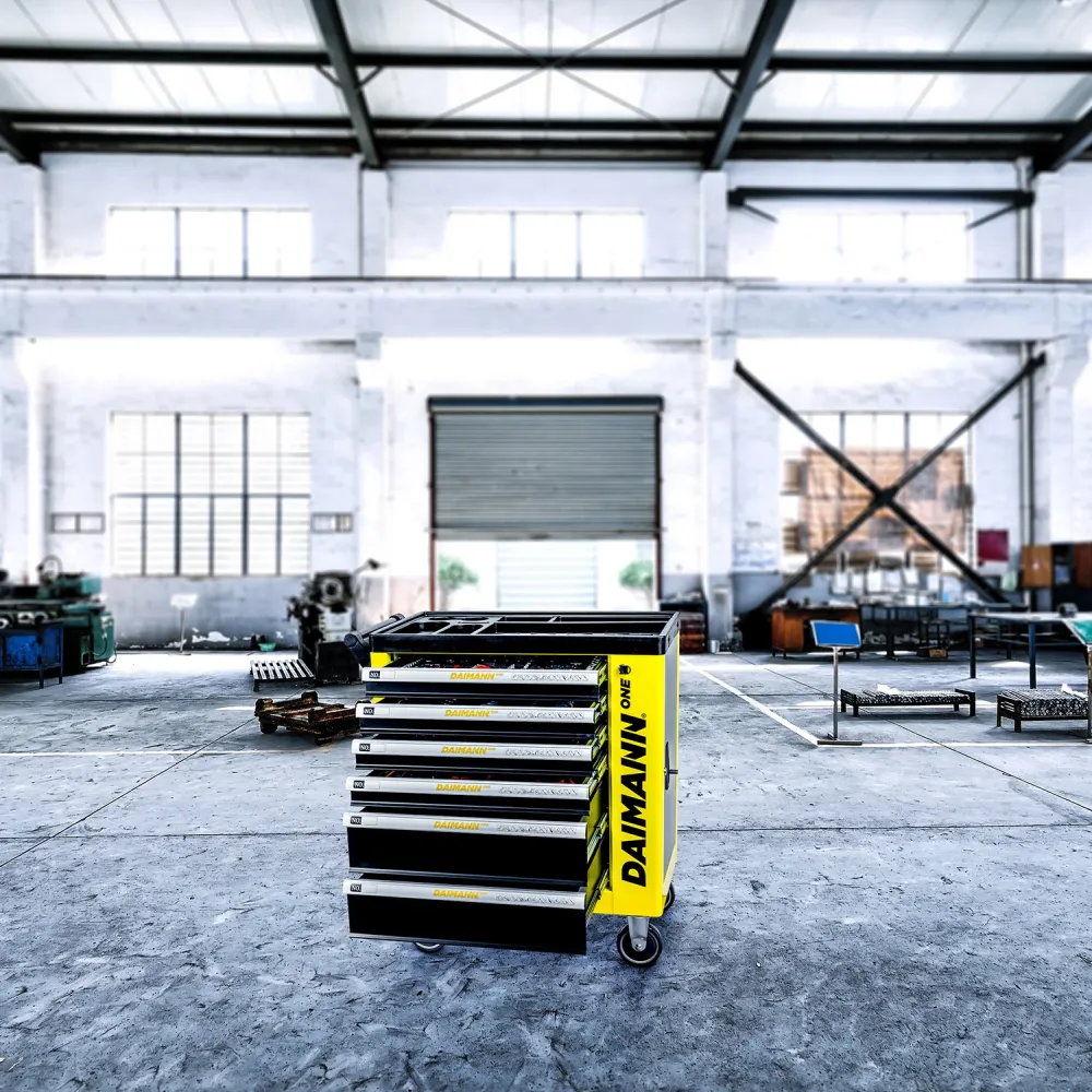 Set Carrello Da Officina Con Utensili
