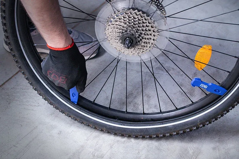 SET 13 PEZZI, UTENSILI PER BICICLETTE, DA VIAGGIO BGS74516