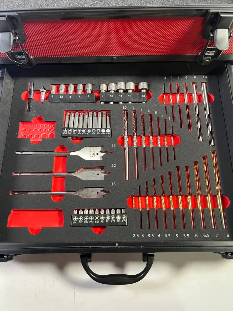 Toolbrothers TX Valigetta alluminio per utensili, rossa - per trapani + Set di 70 punte + Inserto schiuma cubi